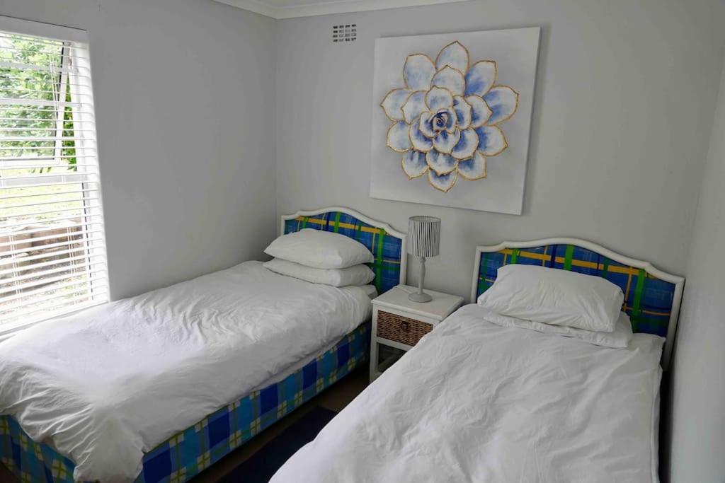 Villa Whales & Waves Hermanus Exterior foto