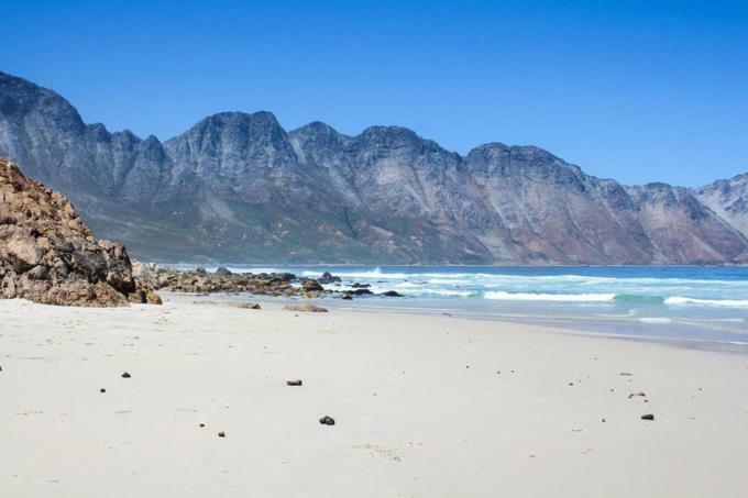 Villa Whales & Waves Hermanus Exterior foto